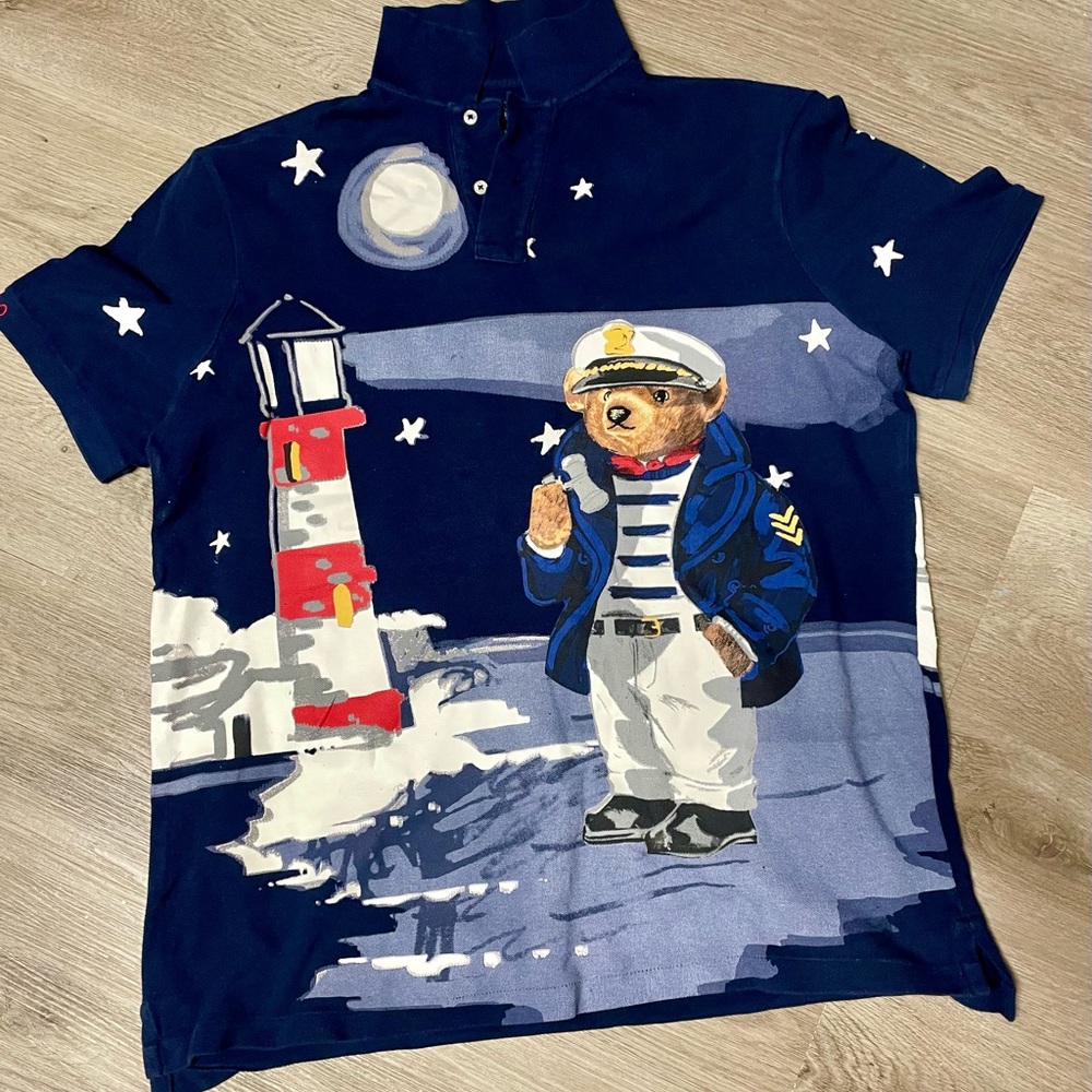 Ralph Lauren polo light house bear. Mint condition. No-flaws. Size L